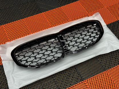 Griglia Anteriore M Look per BMW Serie 1 F40 F41 Nero Lucido (19-26)