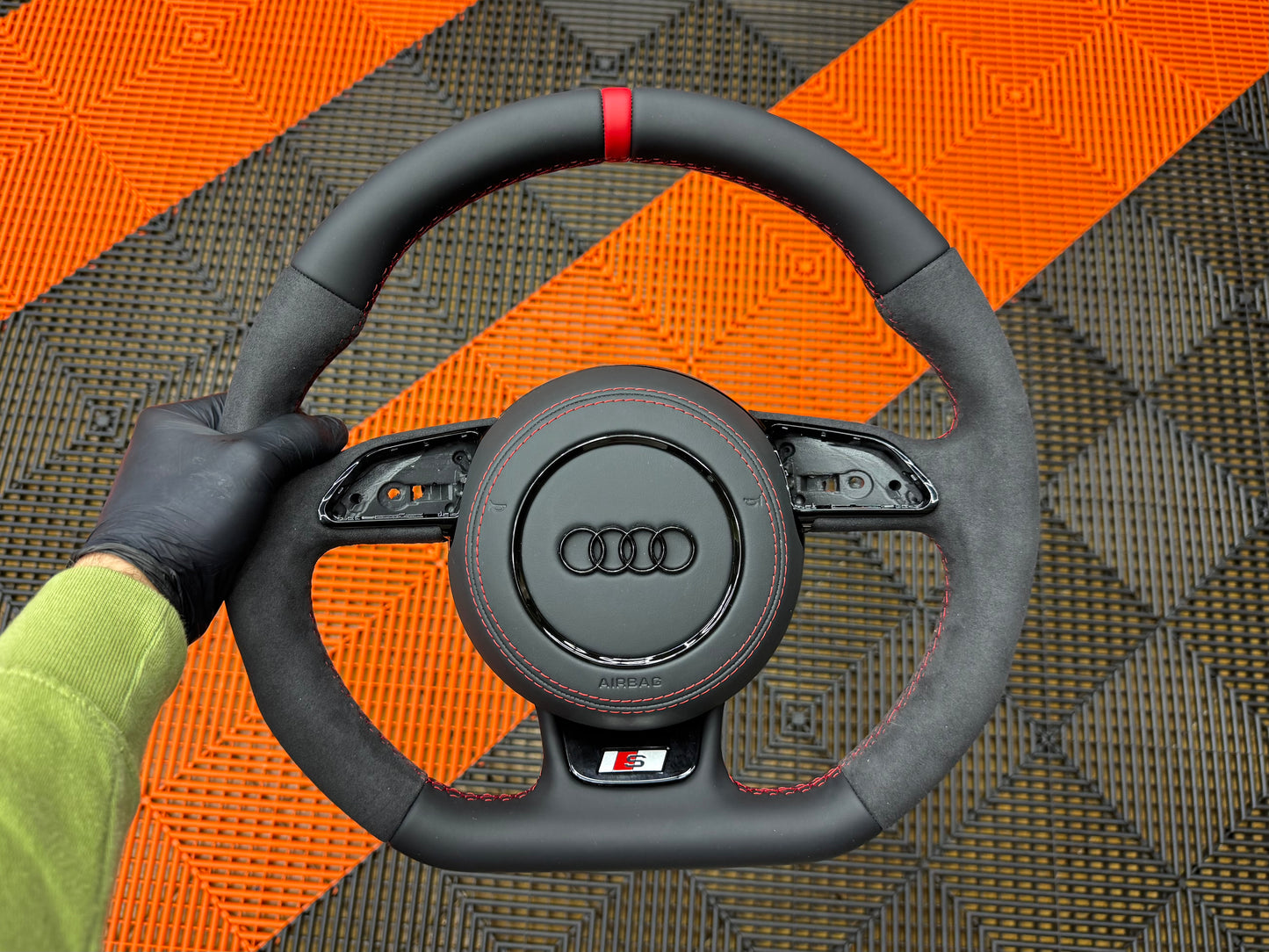 Volante Audi Personalizzato per AUDI A3 8V - A1 8X - A4 B9 - A5 F5 (configuralo)