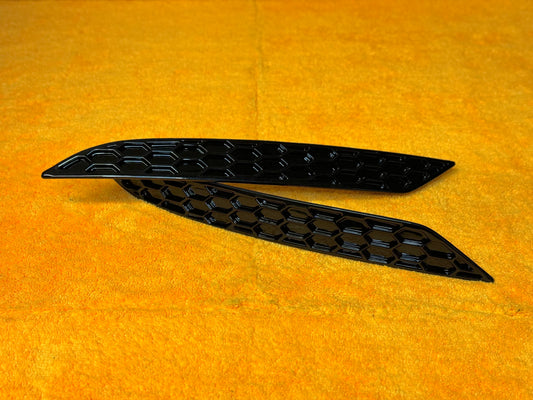 Riflettori Posteriori a Nido d'ape Nero Lucido per VW Golf 7.5