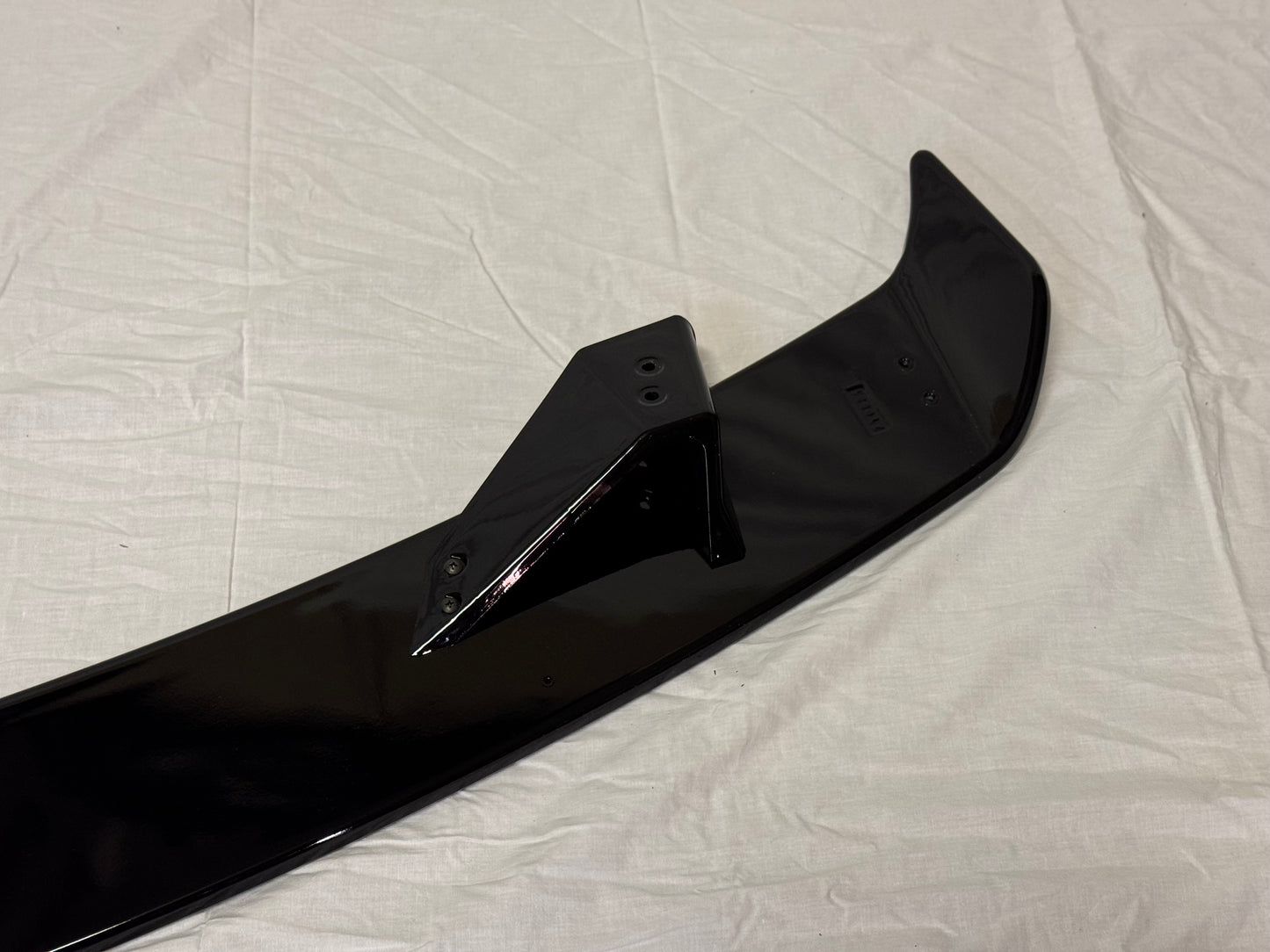 Spoiler posteriore nero lucido per Audi TT MK3 (15-23)