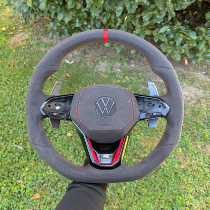 Volante sportivo personalizzato per Volkswagen Golf MK8 - 8.5 / Polo / T-roc / Tiguan (configuralo)