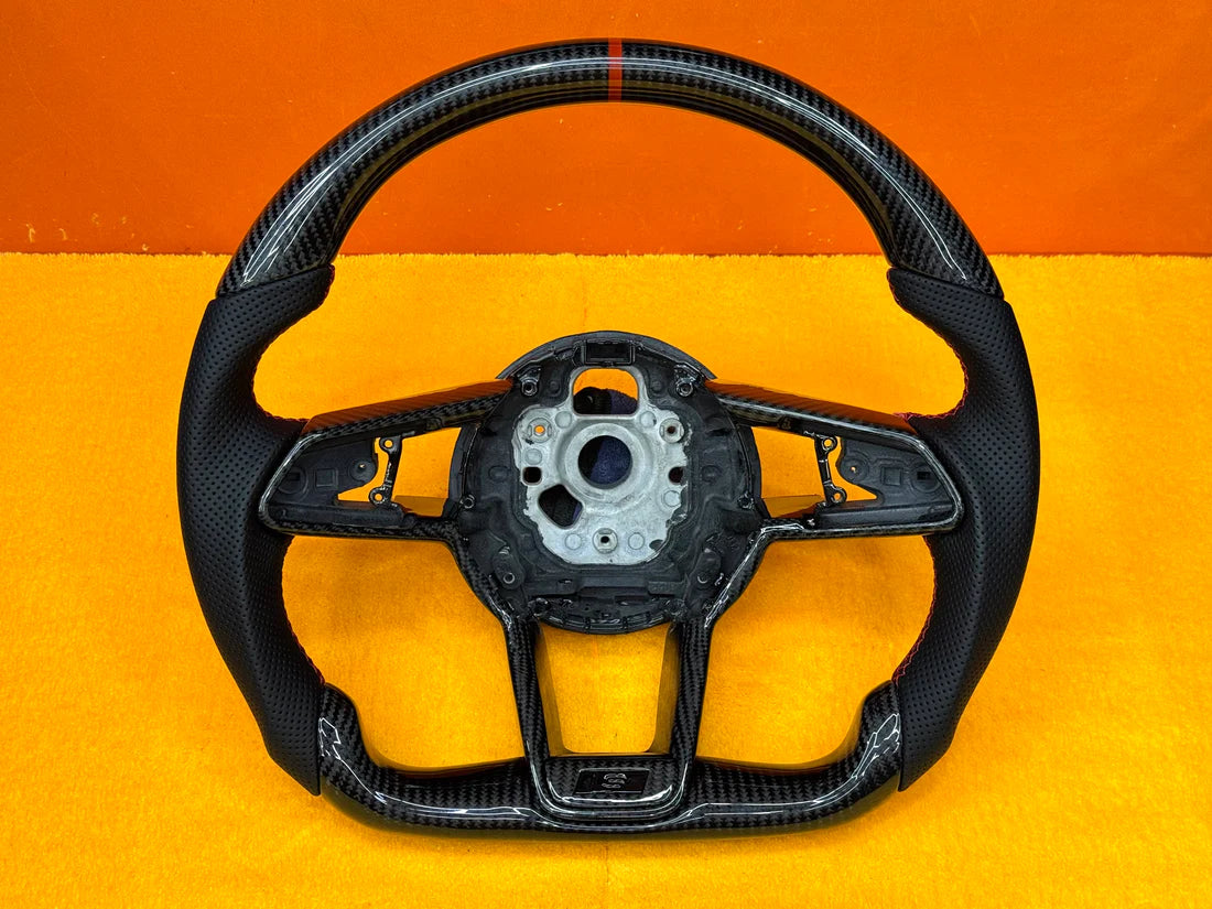 Cornice Volante Audi TT MK3 Nero Lucido/Carbon fiber