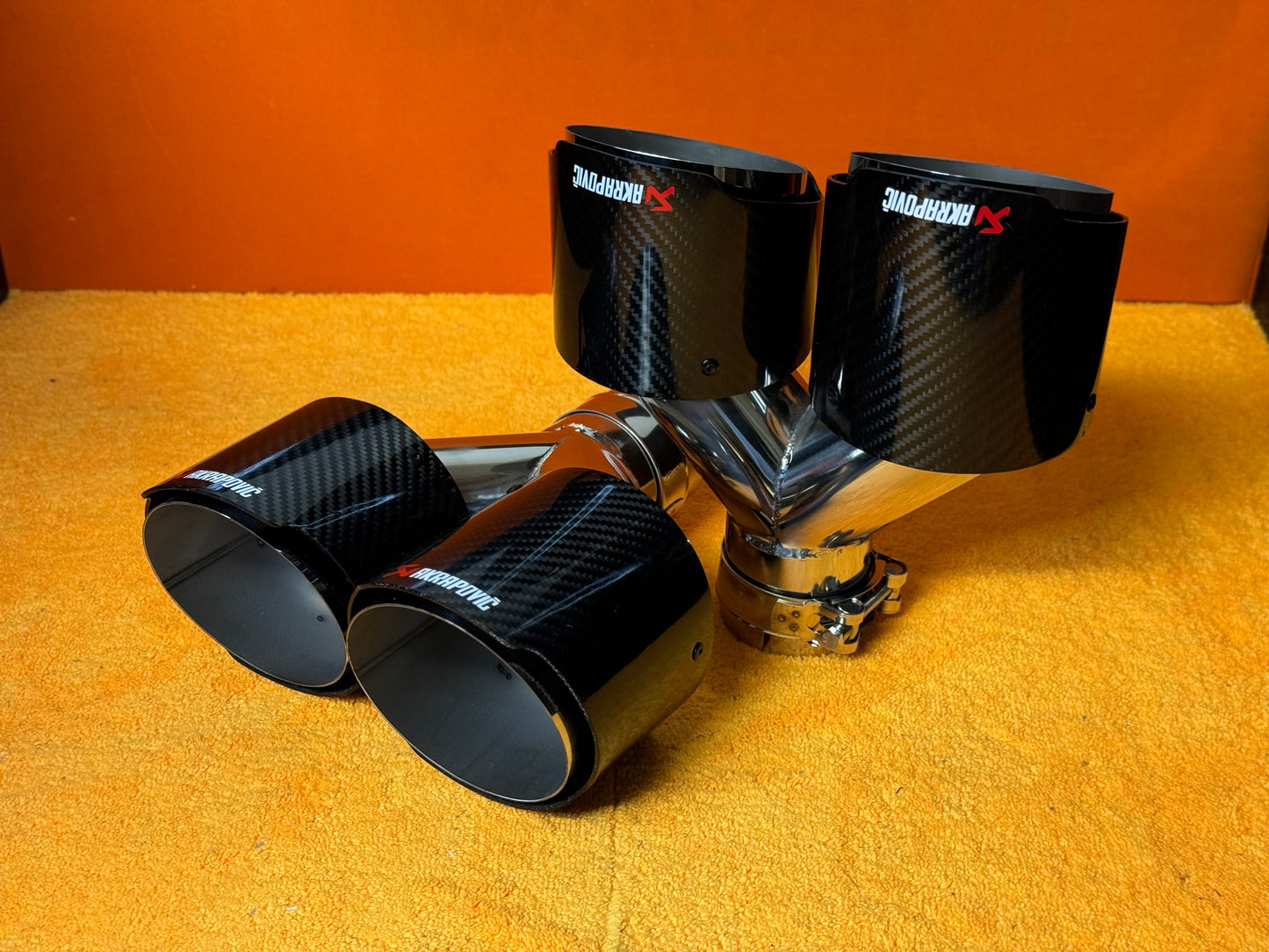 Coppia Terminali Doppi Scarico Auto Universale AK 63mm In - 114mm Out (2pz)