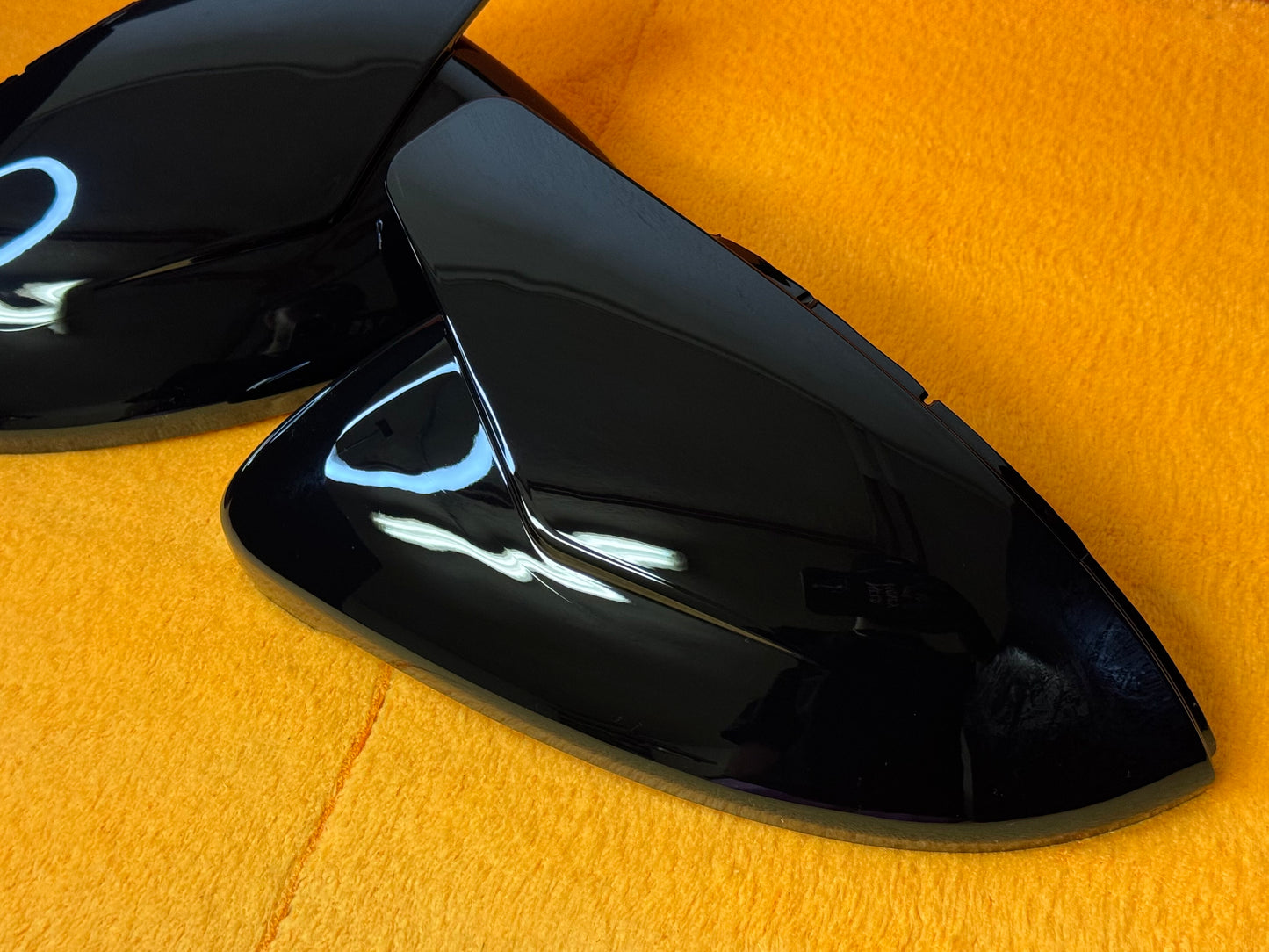 Coppia Calotte Specchio Retrovisore per VW Golf MK7-7.5 Nero lucido/Carbon look