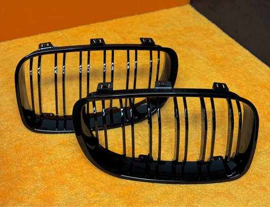 Griglia Anteriore BMW Serie 1 E81 E82 E87 E88 Nero Lucido 2007-2011