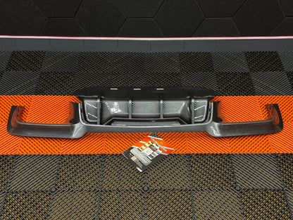 Diffusore Posteriore Stile M per Bmw Serie 5 F10 F11 F18 M5 Carbon look/Nero lucido (10-16)