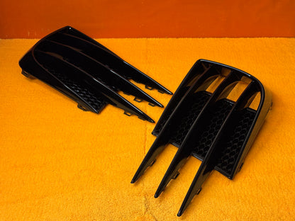 Giglia Paraurti Anteriore Fendinebbia per VW Golf MK6 GTI GTD R20