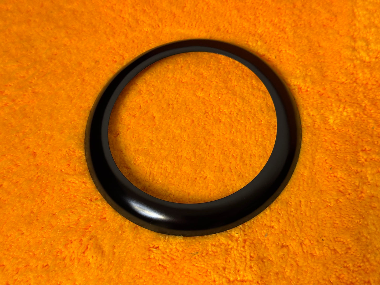 Anello Contorno Logo Posteriore per Bmw 1 F20 F22 Nero Lucido