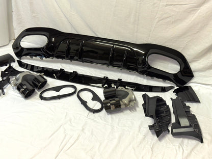 Diffusore Posteriore Stile A45 AMG per Mercedes Classe A W177 (nero lucido)