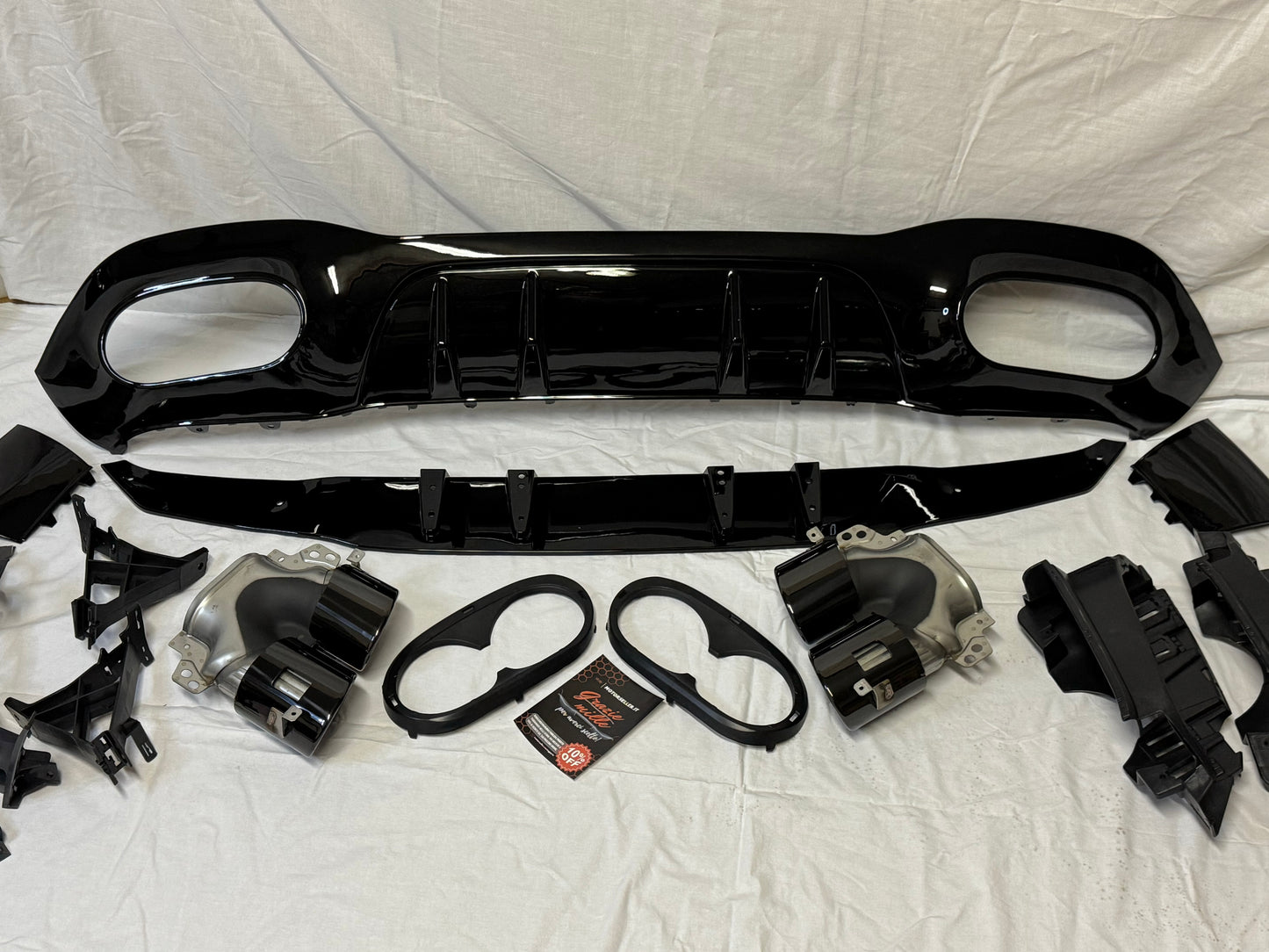 Diffusore Posteriore Stile A45 AMG per Mercedes Classe A W177 (nero lucido)