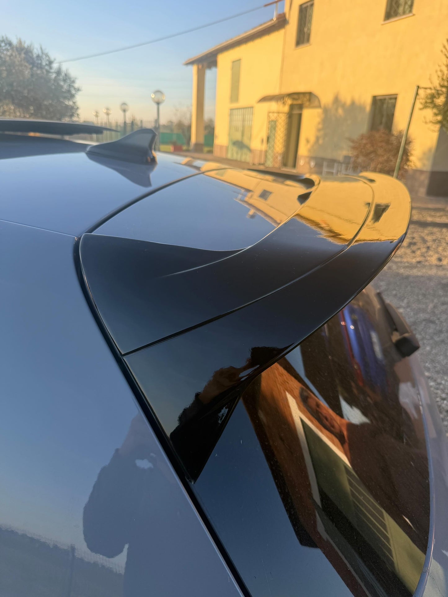 Spoiler Clubsport Posteriore per VW Golf MK8 Nero lucido