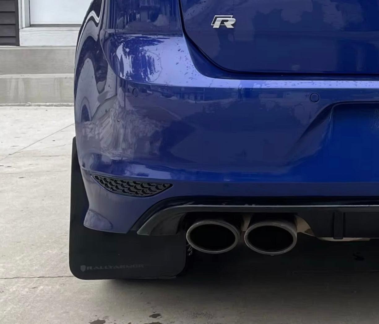 Riflettori Posteriori a Nido d'ape Nero Lucido per VW Golf 7