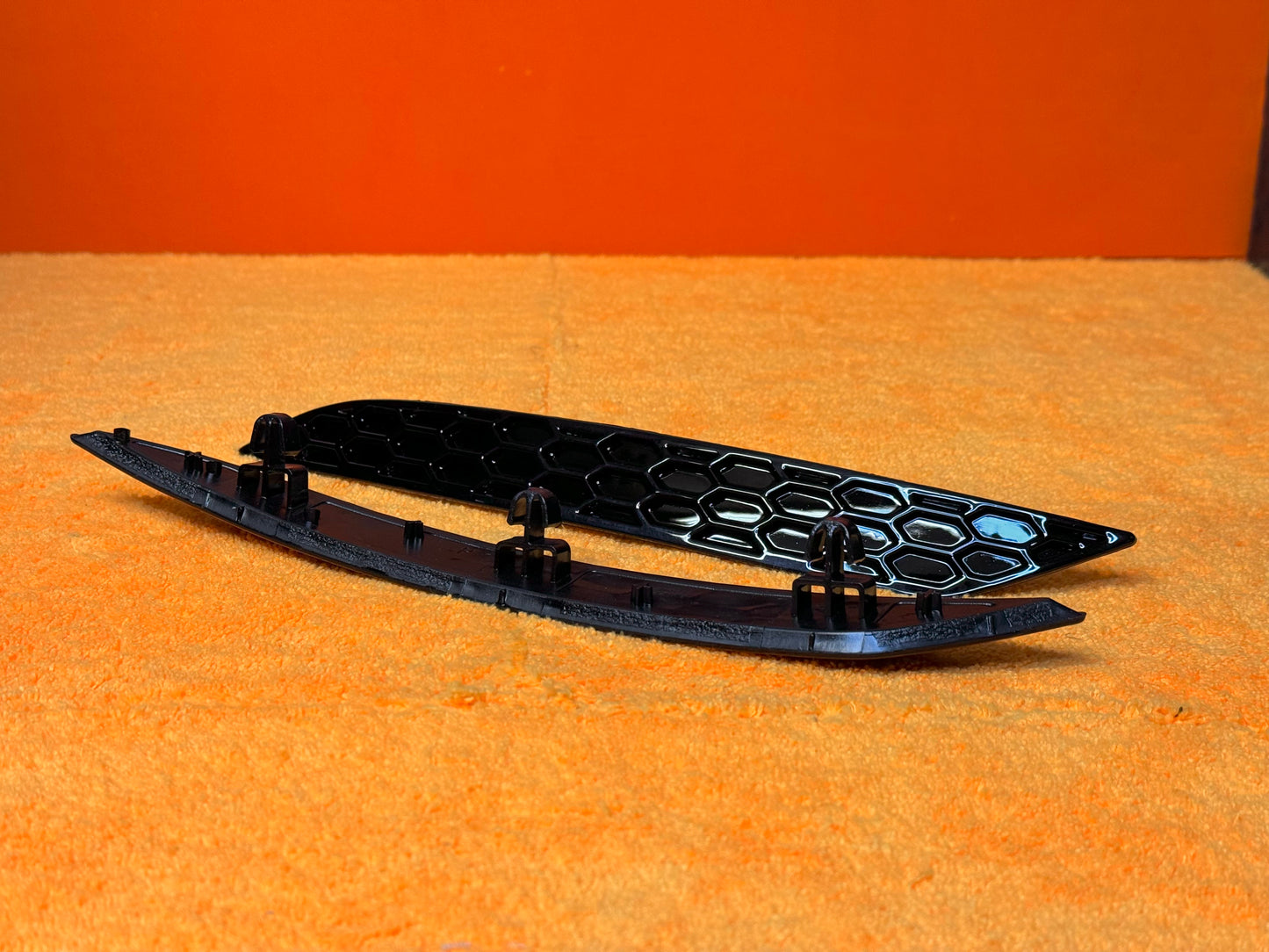 Riflettori Posteriori a Nido d'ape Nero Lucido per VW Golf 7.5