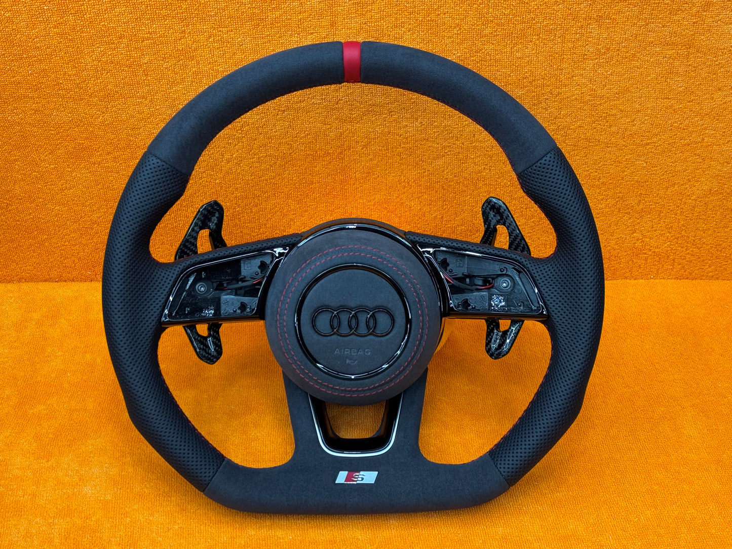 Volante Audi Personalizzato per AUDI A3 8V 8Y - A1 8X GB - A4 B9 - A5 F5