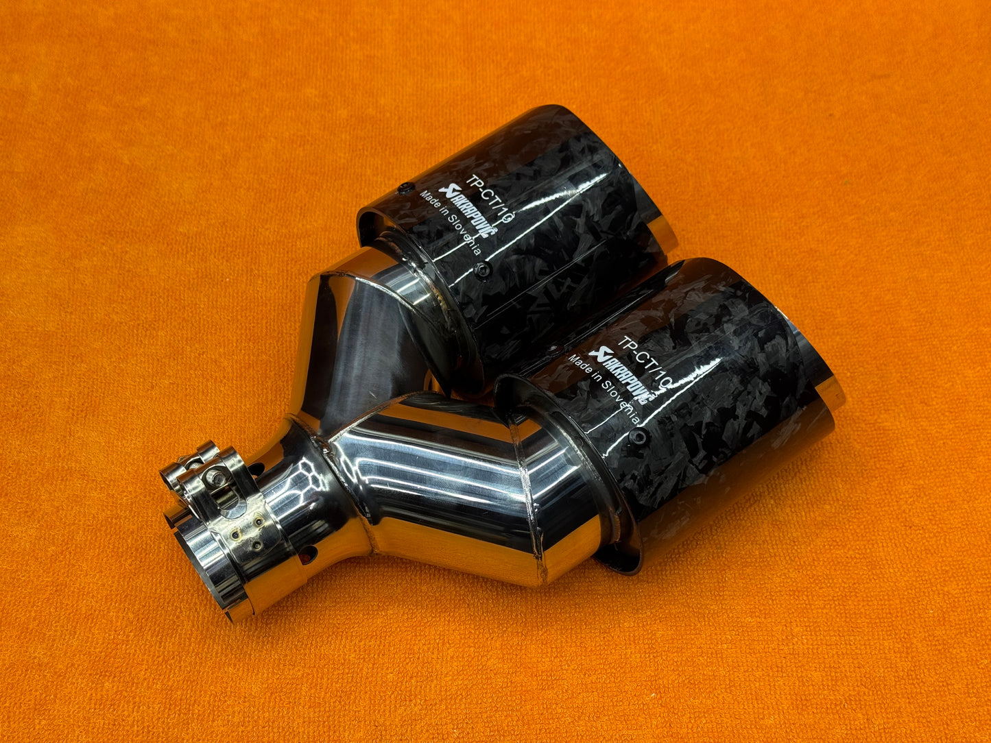 Terminale Doppio Scarico Auto Universale AK Forged Carbon