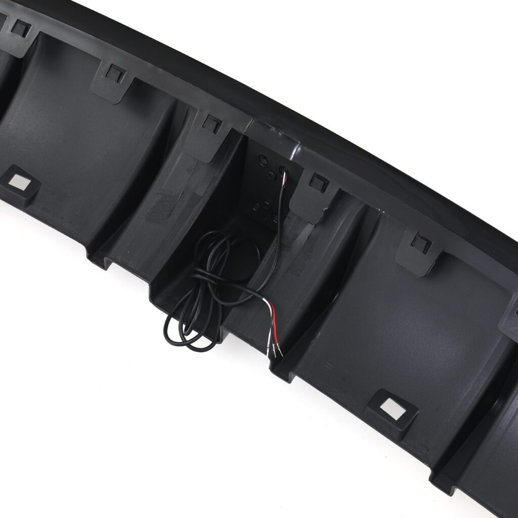 Diffusore Posteriore TCR Look con Stop a led per Volkswagen Golf MK7.5 GTI GTD R (17-20)