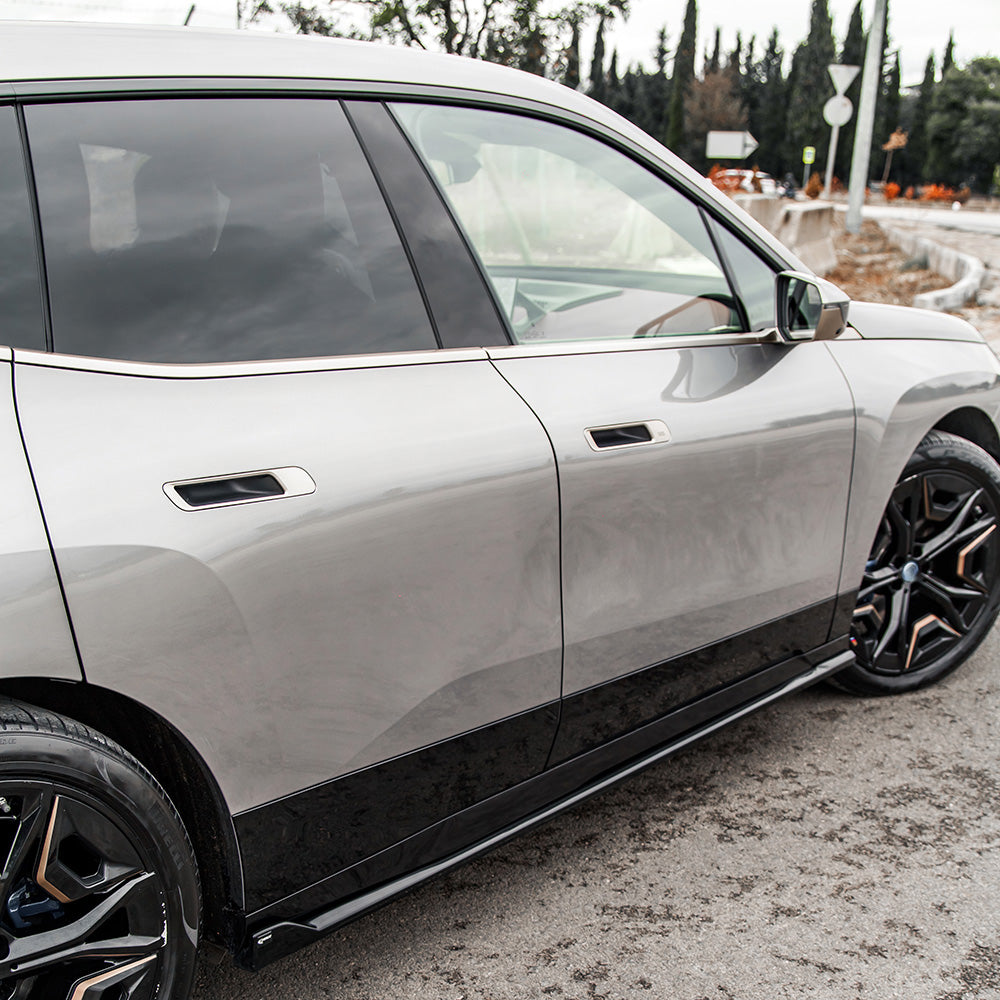 Side Skirts BMW iX